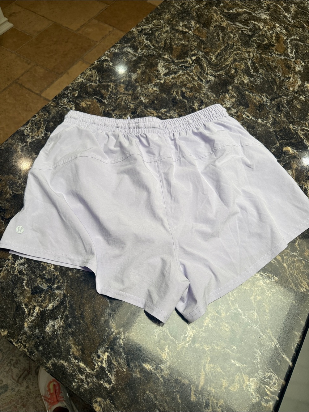 Lululemon paste rival short
